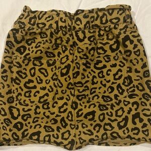 ❌❌SALE Cheetah print boutique skirt like new